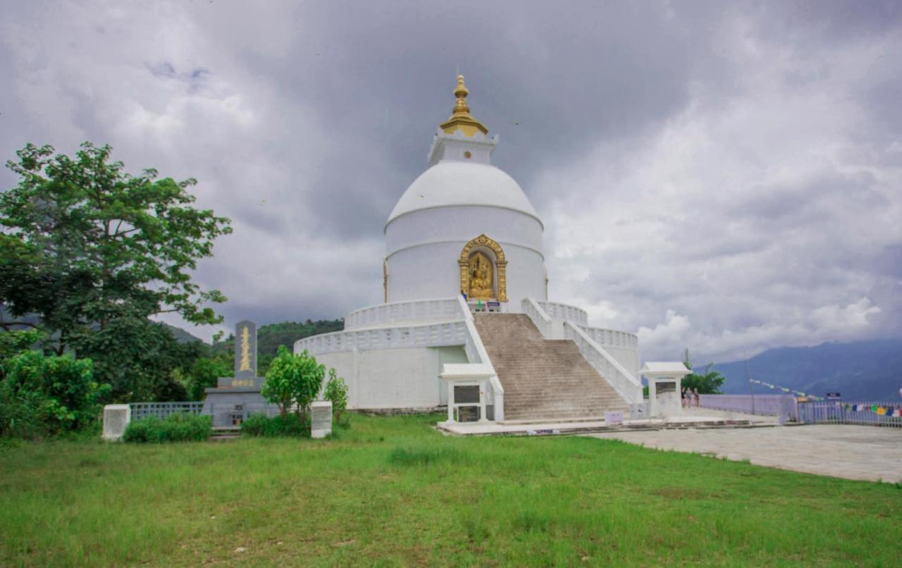 Hotel Lakeside Pvt. Ltd. Pokhara Dış mekan fotoğraf