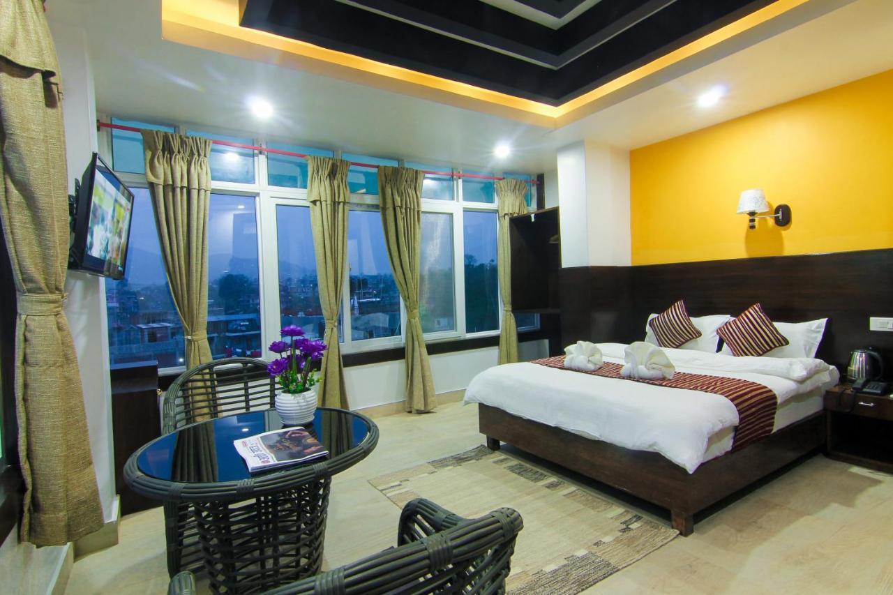 Hotel Lakeside Pvt. Ltd. Pokhara Dış mekan fotoğraf