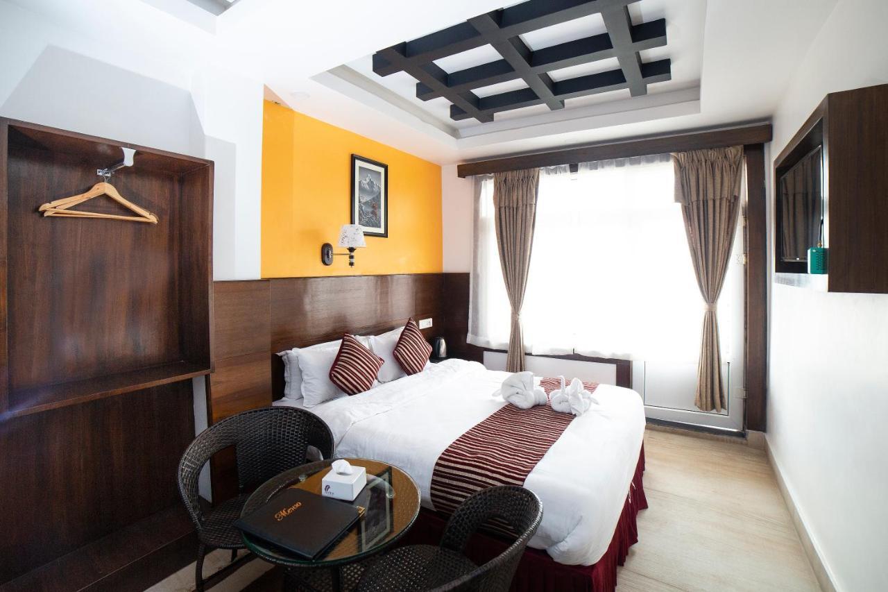 Hotel Lakeside Pvt. Ltd. Pokhara Dış mekan fotoğraf